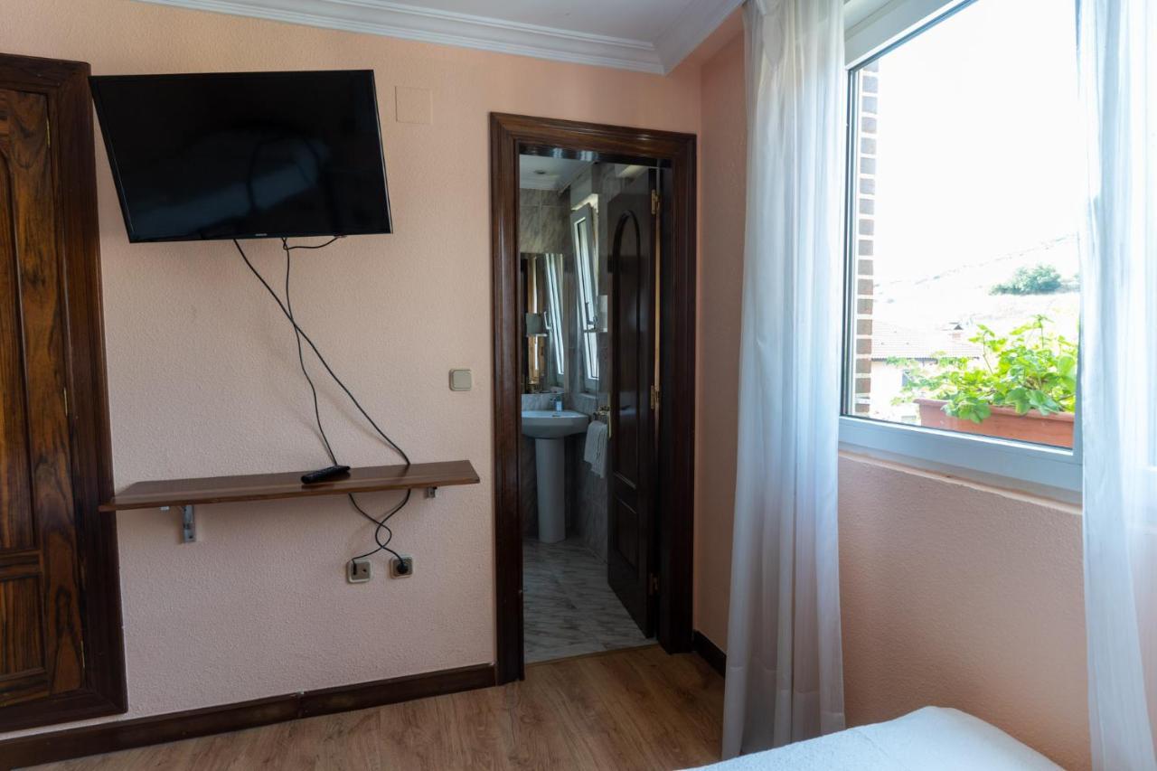 Hotel Rio Cea Puente Almuhey المظهر الخارجي الصورة