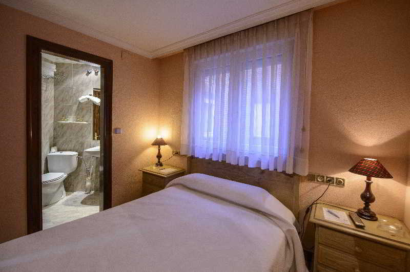 Hotel Rio Cea Puente Almuhey المظهر الخارجي الصورة